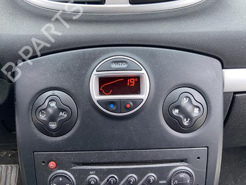 Used Climate control Climate control 32111340 32111340