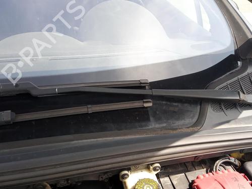 Used Front windshield wiper arm PEUGEOT 308 SW I (4E_, 4H_) 1.6 HDi (109 hp) 27139227