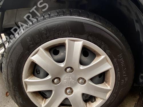 Used Rim Rim PEUGEOT 206+ (2L_, 2M_) 1.4 i (73 hp) 32993359 32993359