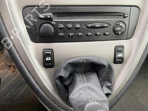 Used Left front window switch CITROËN XSARA PICASSO (N68) 1.6 HDi (90 hp) 28809855