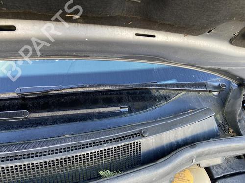 Used Front windshield wiper arm OPEL ZAFIRA / ZAFIRA FAMILY B (A05) 1.9 CDTI (M75) (120 hp) 27107617