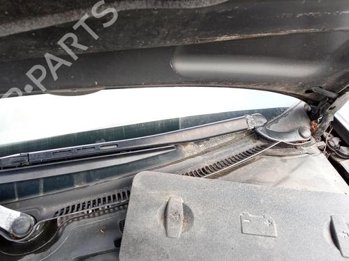 Used Front wiper motor AUDI A4 B6 (8E2) 3.0 quattro (220 hp) 27137803