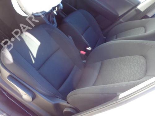 Left front seat HYUNDAI ix20 (JC) 1.4 | BP27121949C15  - Image 9