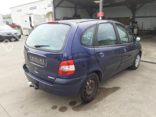 Right front fog light RENAULT SCÉNIC I MPV (JA0/1_, FA0_) 1.9 dCi (JA05, JA1F) | BP27120223C31 