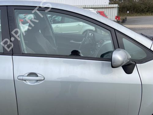 Used Front right lock TOYOTA AURIS (_E15_) 2.0 D-4D (ADE150_, ADE150R) (126 hp) 32087864