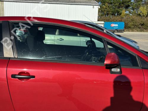 front-right-quarter-glass-citroen-c4-coupe-la_-2004-2005-2006-2007-2008-2009-2010-2011-2012-2013-40608201 main image