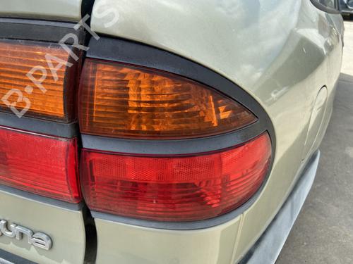 Used Right taillight RENAULT LAGUNA I (B56_, 556_) 1.6 16V (B568, B561) (107 hp) 28322279