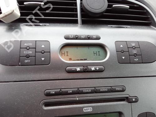 Used Climate control SEAT ALTEA XL (5P5, 5P8) 2.0 TDI (170 hp) 27148626