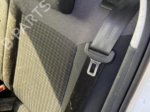 Used Rear left seatbelt VW POLO V (6R1, 6C1) 1.4 TDI (90 hp) 32476441