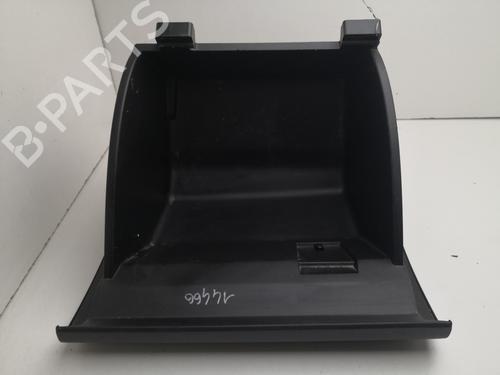 glove-box-renault-kadjar-ha_-hl_-2015-27208302 main image