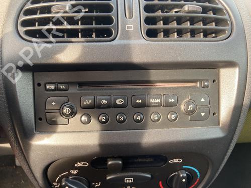 Bilradio PEUGEOT 206 Hatchback (2A/C) 1.4 i (75 hp) 30299837