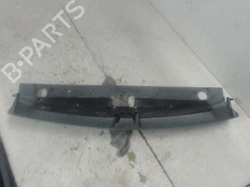 Used Grille CITROËN BERLINGO / BERLINGO FIRST Box Body/MPV (M_) 2.0 HDI 90 (MBRHY, MCRHY) (90 hp) 27127578