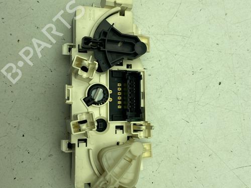 Used Climate control Climate control 37149511 37149511