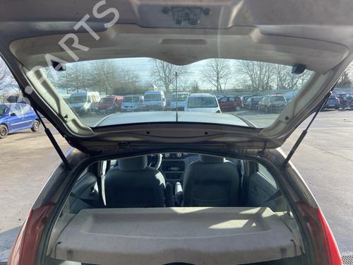 Used Tailgate lift support CITROËN C3 I (FC_, FN_) 1.4 HDi (68 hp) 31950920