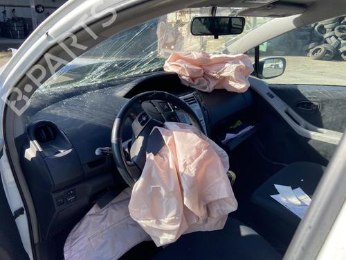 Colonne de direction TOYOTA YARIS (_P9_) 1.4 D-4D (NLP90_, NLP90R) (90 hp) 27105250