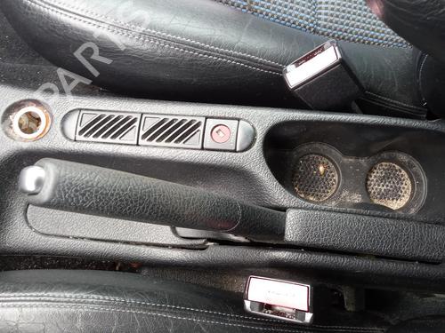 Used Seat buckle PEUGEOT 406 (8B) 2.2 (158 hp) 27133424