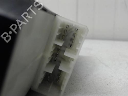 Used Left front window switch SUZUKI GRAND VITARA II (JT, TE, TD) 1.9 DDiS All-wheel Drive (JT419, TD44, JB419WD, JB419XD,... (129 hp) 27119431