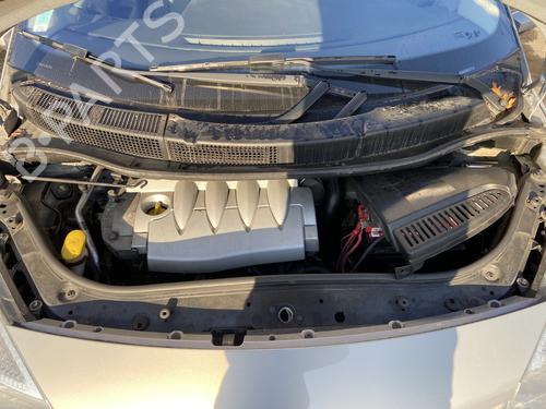 Used Windscreen washer tank RENAULT SCÉNIC II (JM0/1_) 1.6 (JM0C, JM0J, JM1B) (113 hp) 29561878