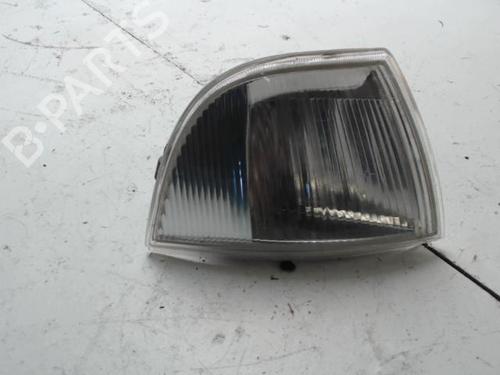 Used Right front indicator RENAULT ESPACE II (J/S63_) 2.1 TD (J633, J634, J/S635, J/S63D) (88 hp) 27123088