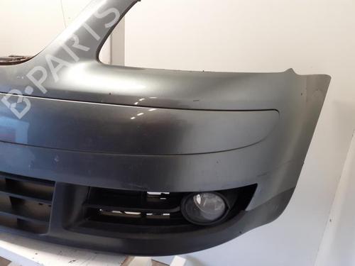 Used Front bumper VW TOURAN (1T1, 1T2) 2.0 TDI (136 hp) 27118944