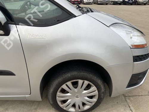 Used Right front fenders CITROËN C4 Grand Picasso I (UA_) 1.6 HDi (109 hp) 28976546