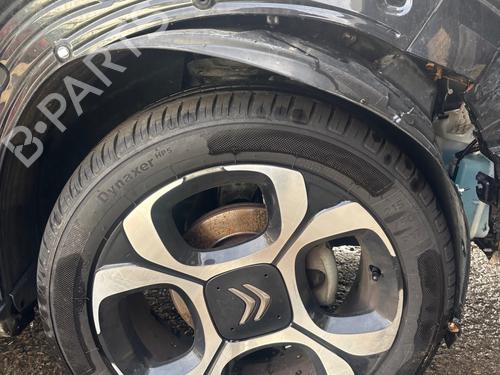 Højre bremsekaliber foran Højre bremsekaliber foran CITROËN C3 AIRCROSS II (2R_, 2C_) 1.5 BlueHDi 100 (2CYHYJ) (102 hp) 39760910 39760910