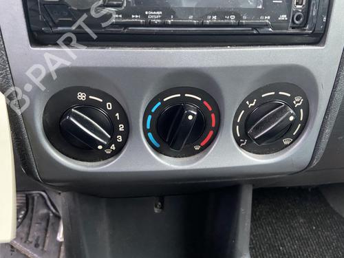 Used Climate control CITROËN BERLINGO / BERLINGO FIRST Box Body/MPV (M_) 1.9 D 70 (MBWJZ, MCWJZ) (69 hp) 31803129