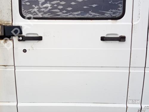 Used Right slide door Right slide door 27109783 27109783