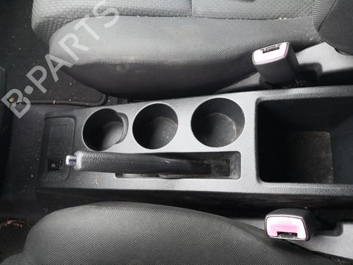 Used Seat buckle TOYOTA COROLLA Verso (ZER_, ZZE12_, R1_) 2.2 D-4D (AUR10_, AUR10R) (136 hp) 27132343