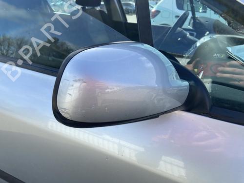 Used Right mirror Right mirror 32504538 32504538
