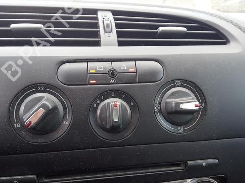 Used Heater resistor SEAT LEON (1P1) 1.9 TDI (105 hp) 27135108