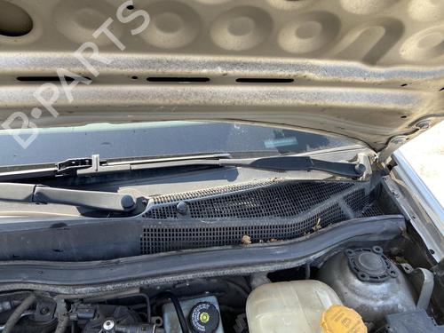 Used Front windshield wiper arm OPEL ASTRA H (A04) 1.7 CDTI (L48) (110 hp) 27113304