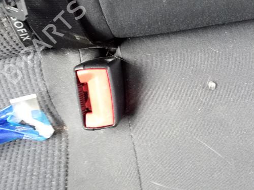 Used Seat buckle VW POLO (9N_, 9A_) 1.4 TDI (70 hp) 27136601