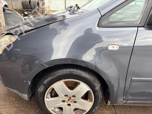 left-front-fenders-ford-focus-c-max-dm2-2003-2004-2005-2006-2007-39584001 main image