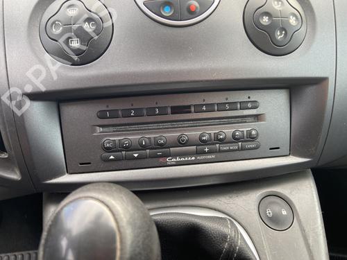 Bilradio RENAULT GRAND SCÉNIC II (JM0/1_) 2.0 (135 hp) 29157915