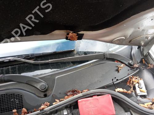 Used Front windshield wiper arm RENAULT MEGANE II Estate (KM0/1_) 1.5 dCi (KM02, KM13) (101 hp) 27136958
