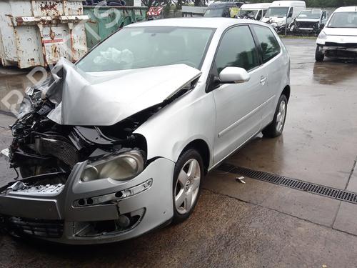 Used Left front brake caliper VW POLO (9N_, 9A_) 1.4 TDI (70 hp) 27138768