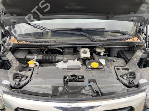 Used Gearbox NISSAN PRIMASTAR Van (X82) 2.0 dCi 130 (131 hp) 27105457