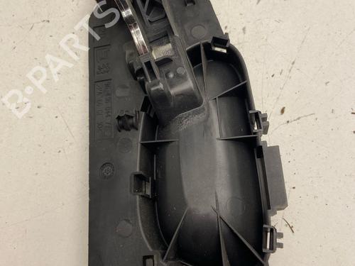 Used Front right interior door handle Front right interior door handle 28525722 28525722