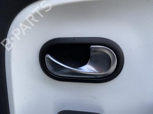Højre bagtil invendig håndtag RENAULT TWINGO III (BCM_, BCA_) 0.9 TCe 90 (BCM9, BCM2) (90 hp) 32067439