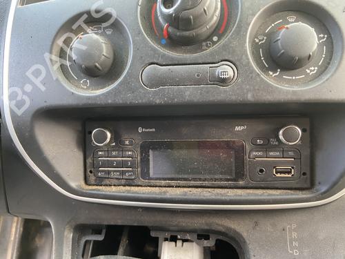 Used Radio RENAULT KANGOO Express (FW0/1_) Z.E. (FW0Z, FW1Z) (60 hp) 30793003
