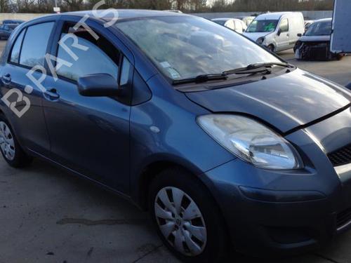 Motorhjelm TOYOTA YARIS (_P9_) 1.4 D-4D (NLP90_, NLP90R) (90 hp) 27122459