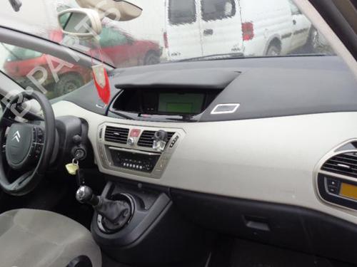 Left tailgate light CITROËN C4 Picasso I MPV (UD_) 1.6 HDi | BP27121366C79 