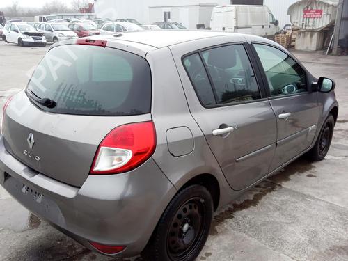 rear-axle-renault-clio-iii-br01-cr01-2005-2006-2007-2008-2009-2010-2011-2012-2013-2014-32121368 main image