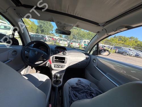front-left-seatbelt-citroen-c3-pluriel-hb_-2003-39397237 main image