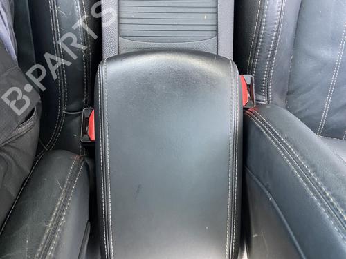 Engate do cinto PEUGEOT 308 II (LB_, LP_, LW_, LH_, L3_) 2.0 BlueHDi 150 (150 hp) 32044555