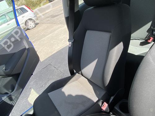 Used Right front seat Right front seat VW POLO V (6R1, 6C1) 1.2 (70 hp) 33022889 33022889