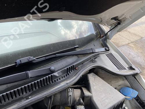 Used Front wiper motor SEAT IBIZA IV (6J5, 6P1) 1.9 TDI (105 hp) 27109012