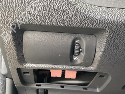 hovedlysbryter-renault-kangoo-express-fw01_-2008-32121603 main image