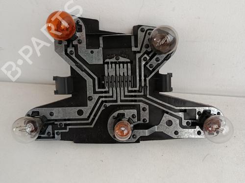 Lampeholder Lampeholder RENAULT MEGANE I (BA0/1_) 1.4 e (BA0E, BA0V) (75 hp) 36847054 36847054